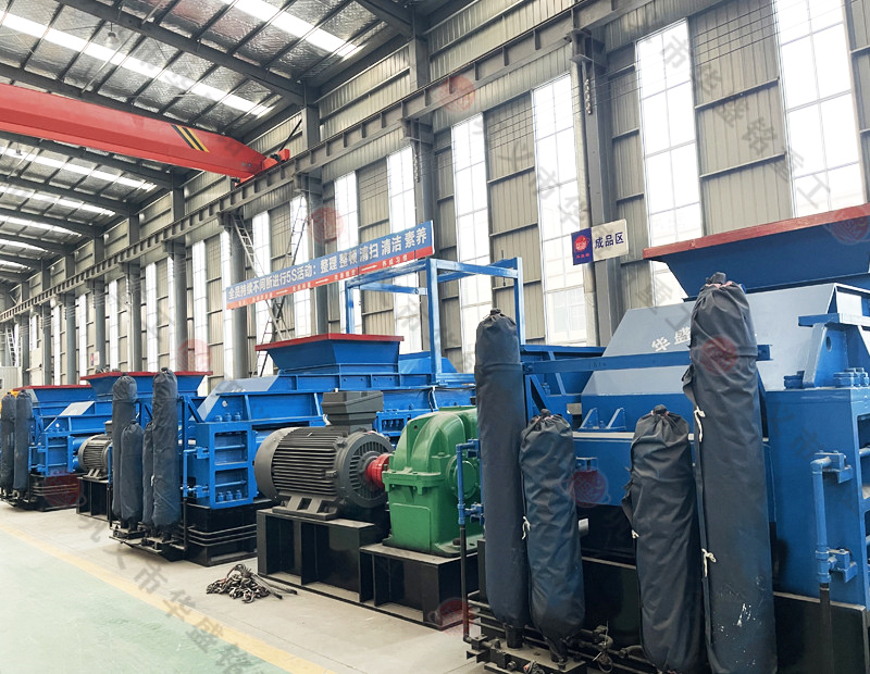 液壓對(duì)輥制沙機(jī)一臺(tái)設(shè)備賣多少